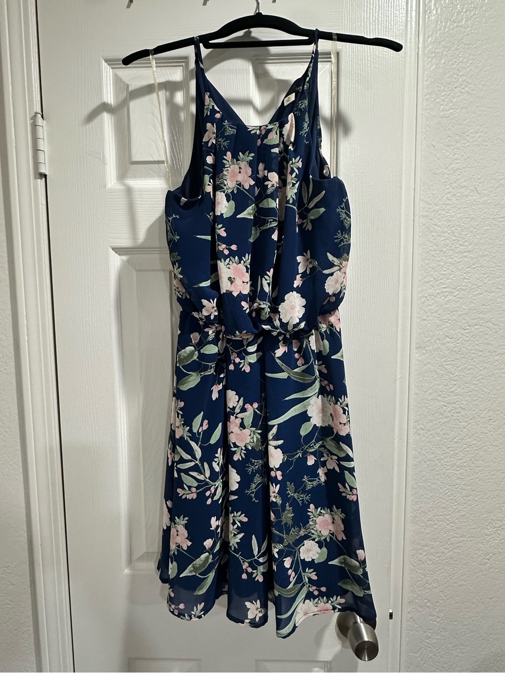Francesca's Collections Navy Floral Midi Dress EUC